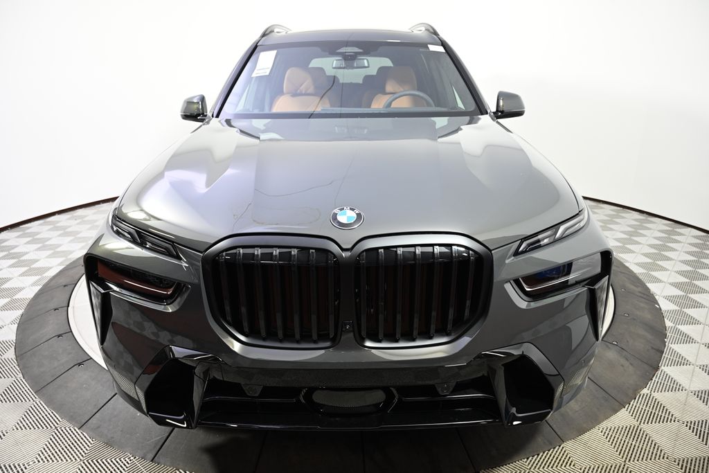 Thumbnail: 2026 BMW X7 - 8