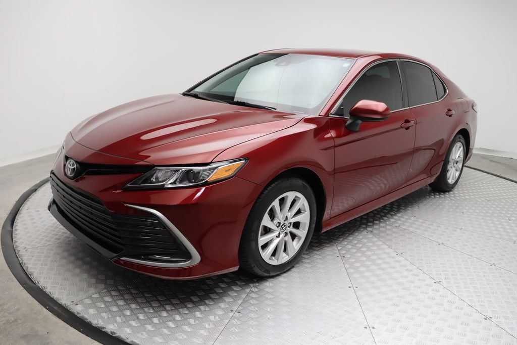 2021 Toyota Camry LE -
                West Palm Beach, FL