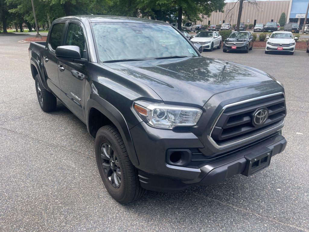 2022 Toyota Tacoma SR5 19