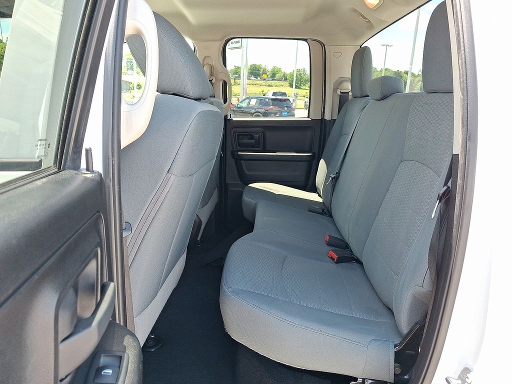 2018 Ram 1500 — photo 11