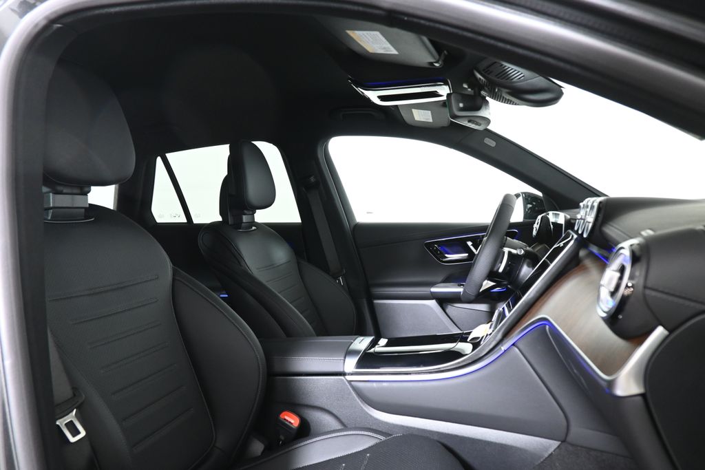 Thumbnail: 2026 Mercedes-Benz GLC - 21