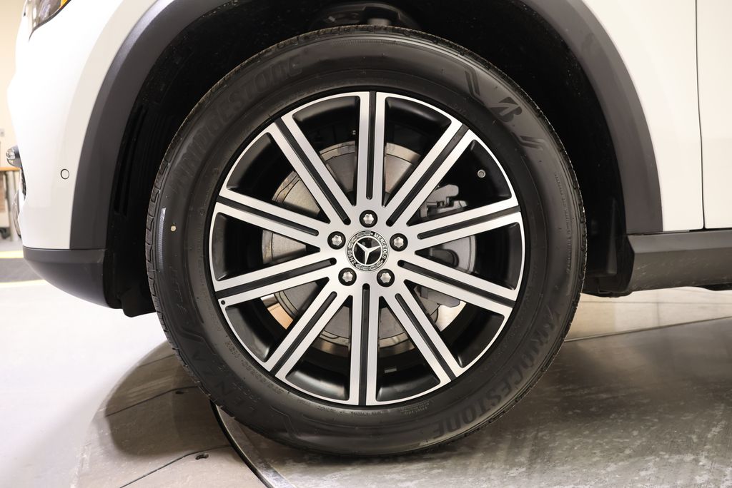 Thumbnail: 2026 Mercedes-Benz GLE - 11