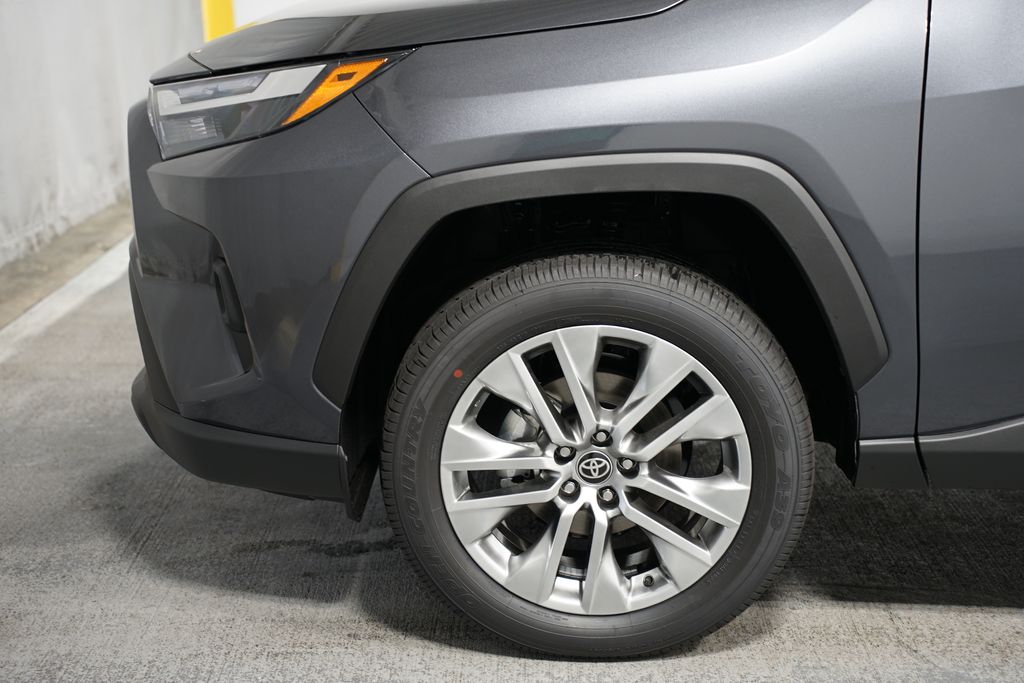 Thumbnail: 2025 Toyota RAV4 - 5