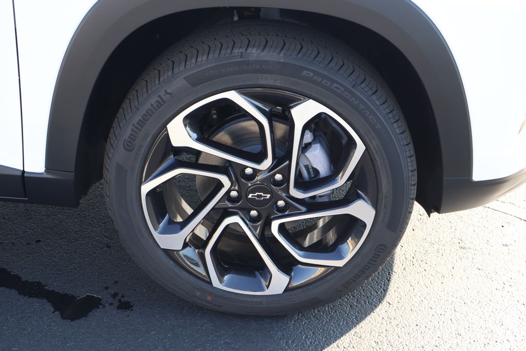 Thumbnail: 2025 Chevrolet Trax - 11