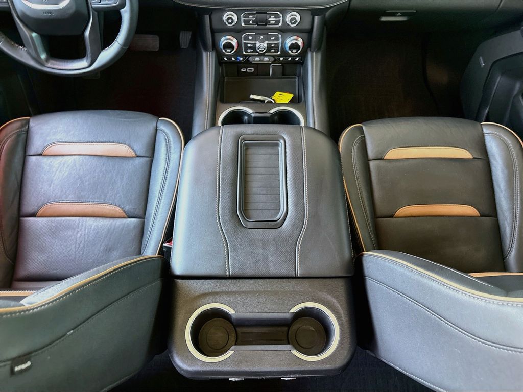 Thumbnail: 2024 GMC Yukon - 16