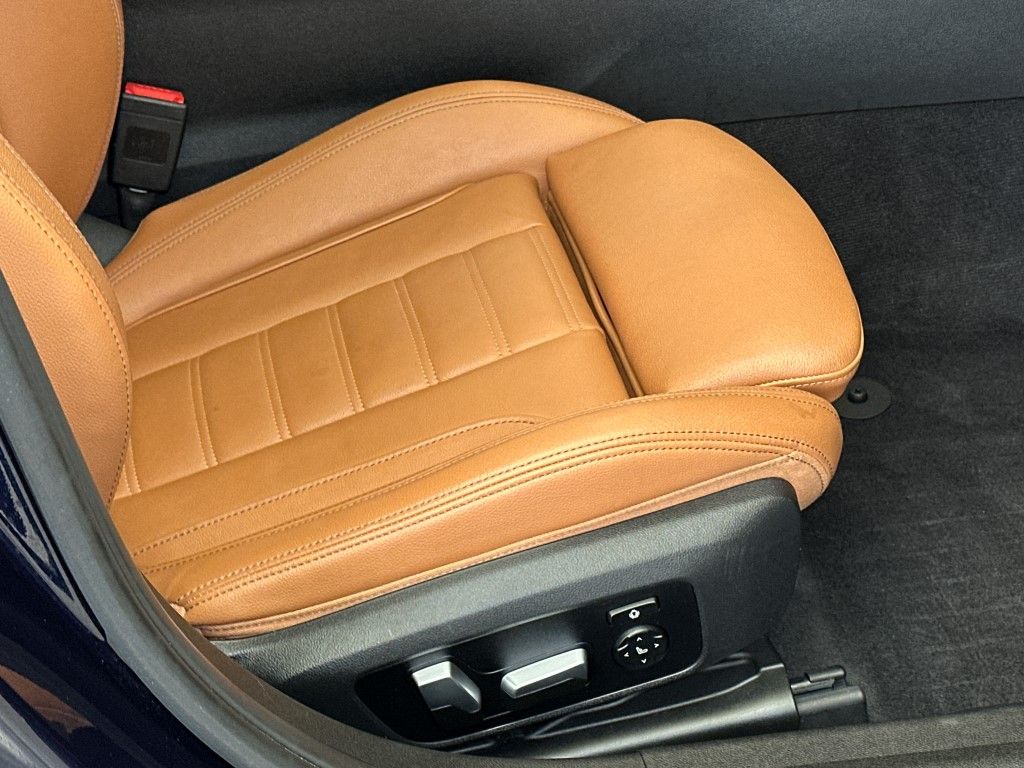 Thumbnail: 2020 BMW 3 Series - 11