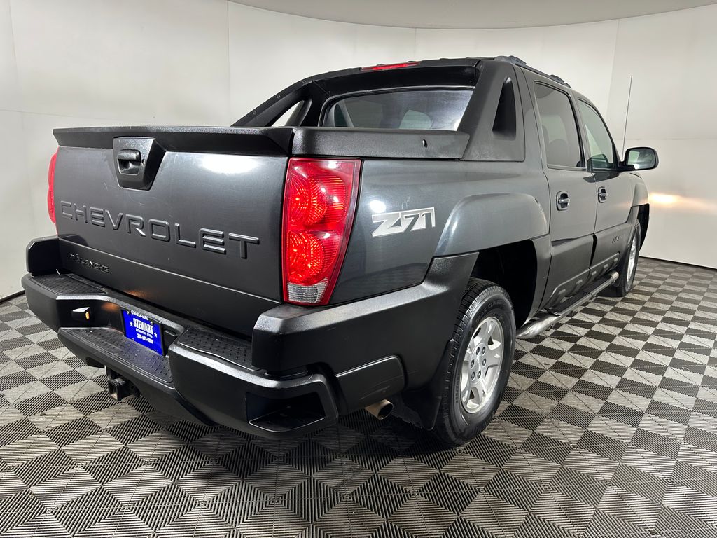2004 Chevrolet Avalanche Base - Image 5
