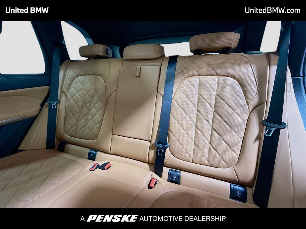 Thumbnail: 2026 BMW X5 - 13