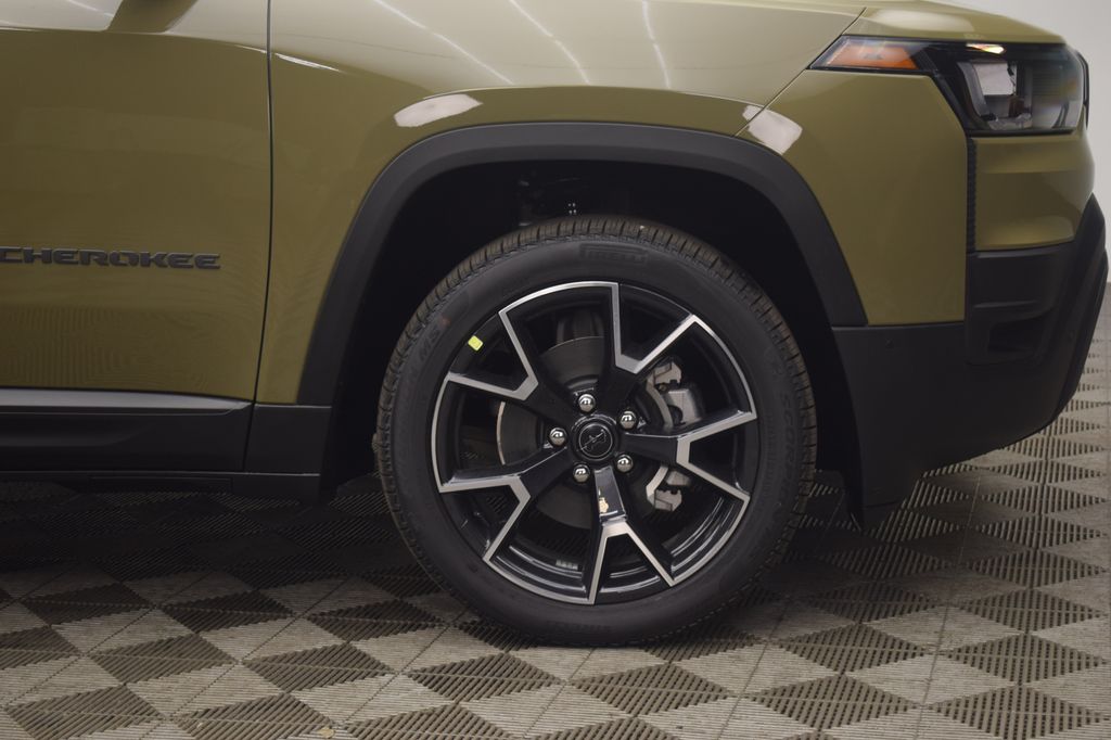 new 2026 Jeep Cherokee car, priced at $40,204