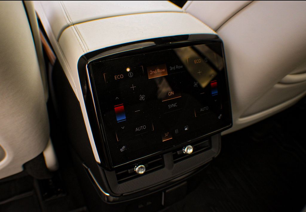Interior 20