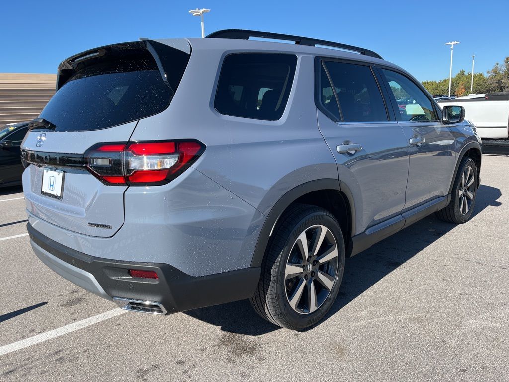 Thumbnail: 2025 Honda Pilot - 3