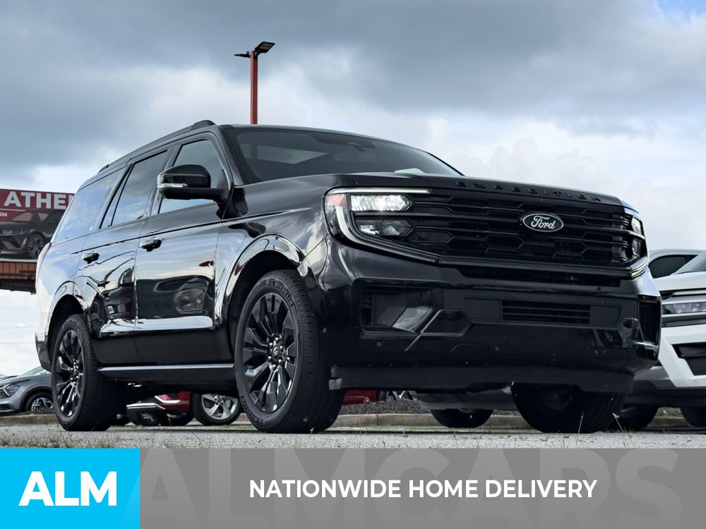 Used 2025 Black Metallic Ford Platinum image 4