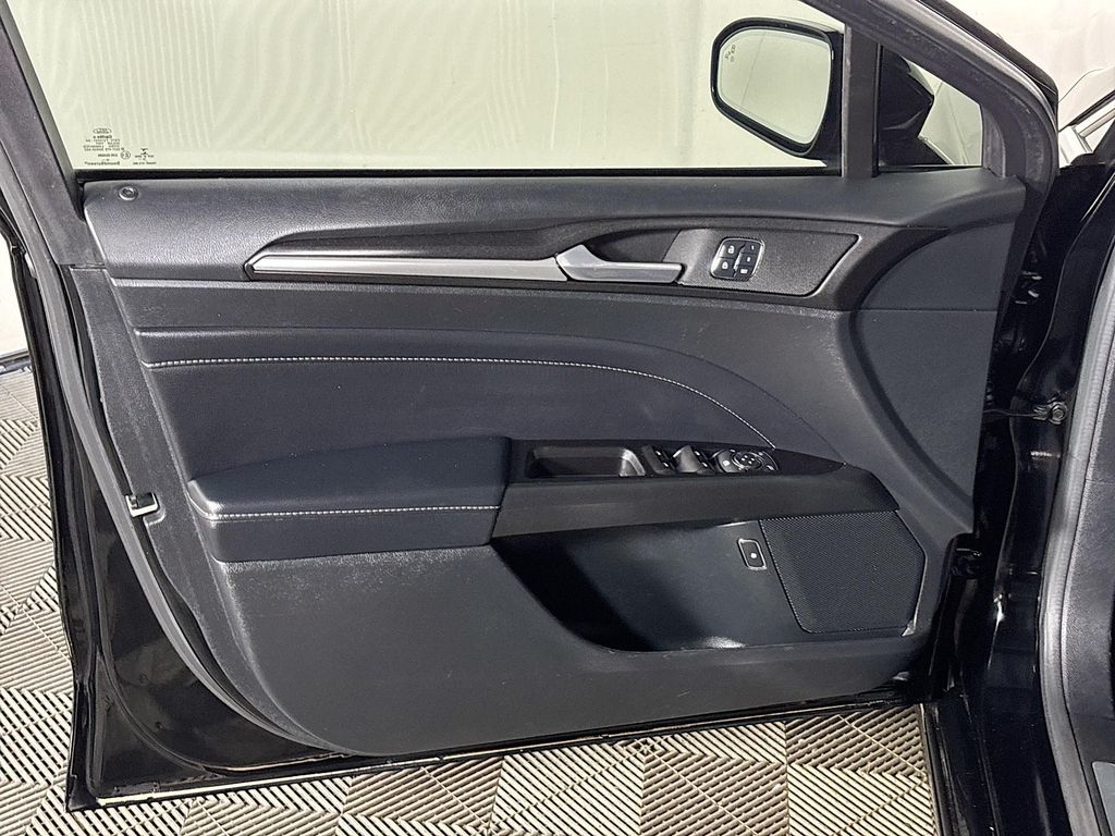 2017 Ford Fusion Energi Titanium