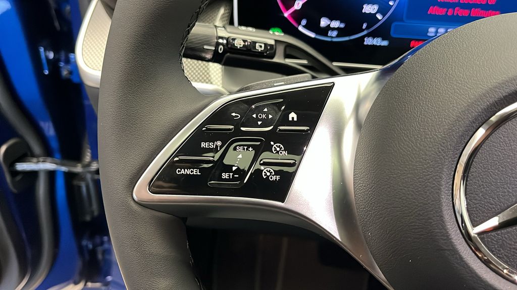 2025 Mercedes-Benz GLC 350 14