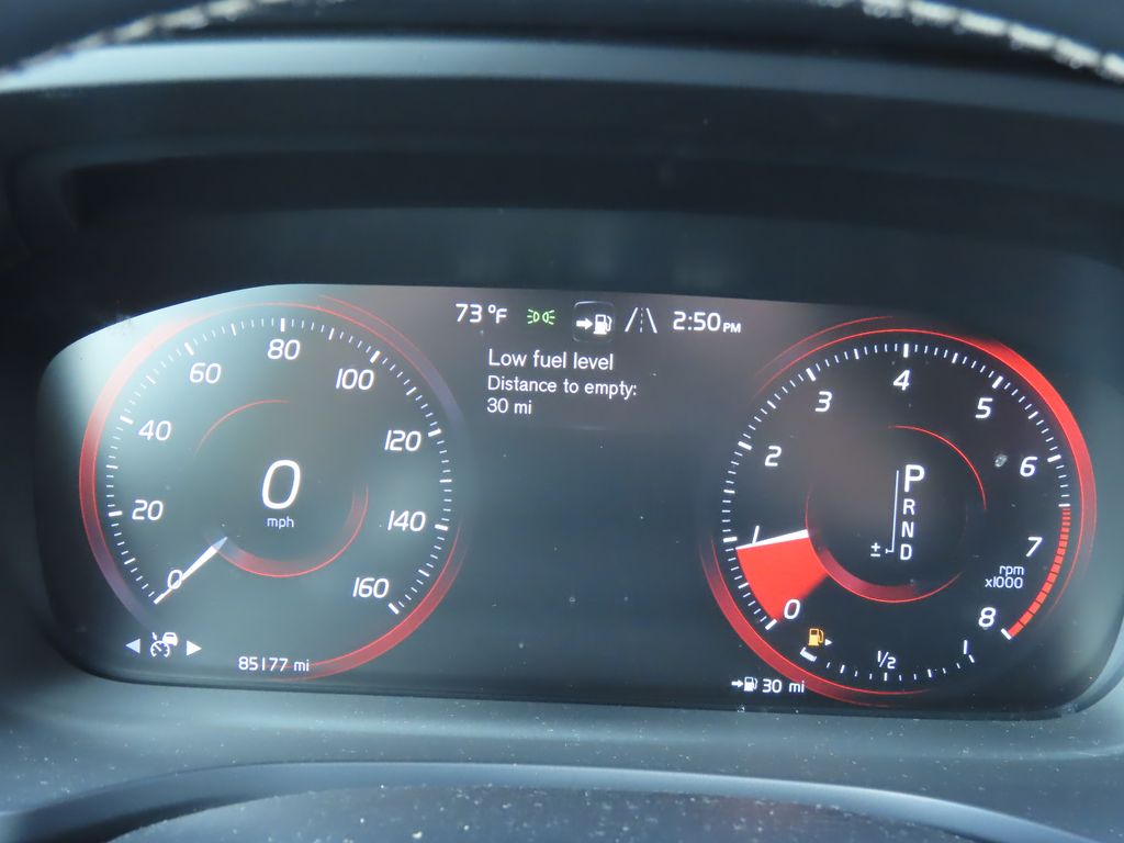 Thumbnail: 2019 Volvo V60 - 19