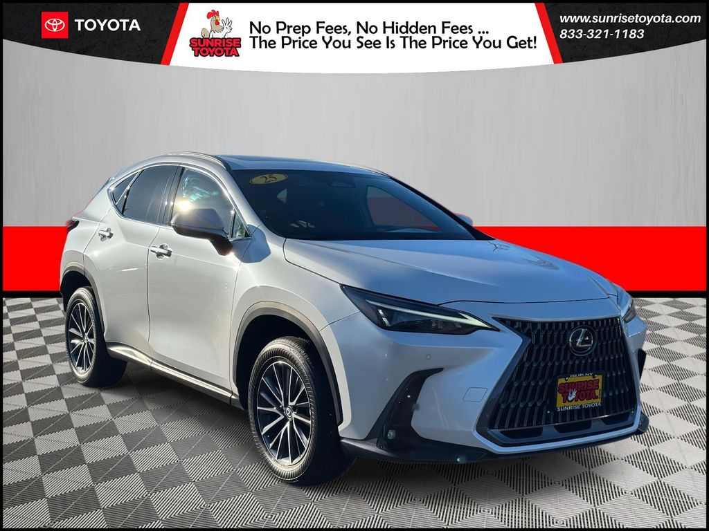2025 Lexus NX 350's photo