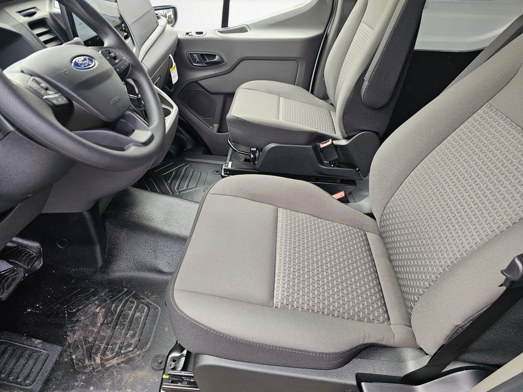 New 2026 White Ford Base image 19