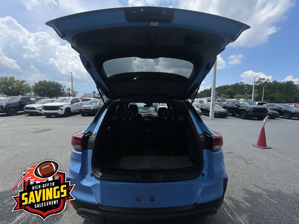 Used 2023 Chevrolet TrailBlazer SUV