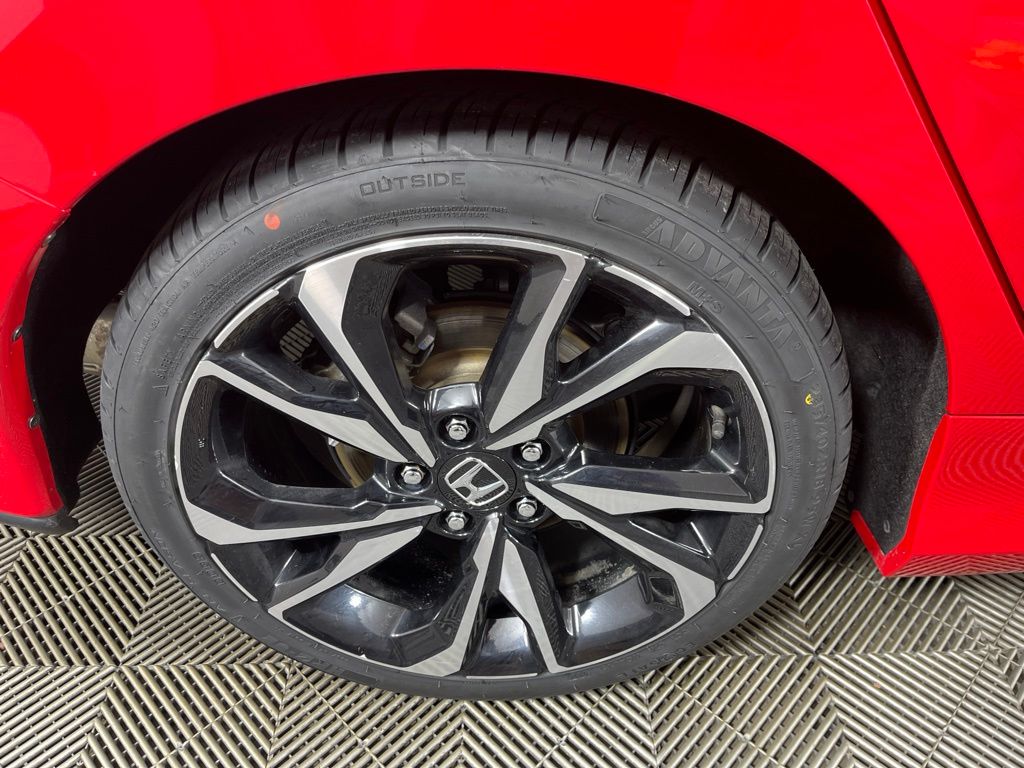 Thumbnail: 2017 Honda Civic - 12