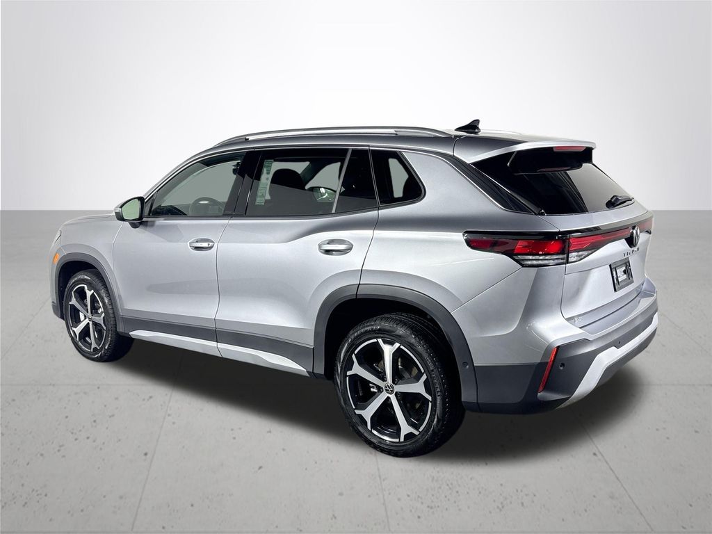 2025 Volkswagen Tiguan 2.0T SE