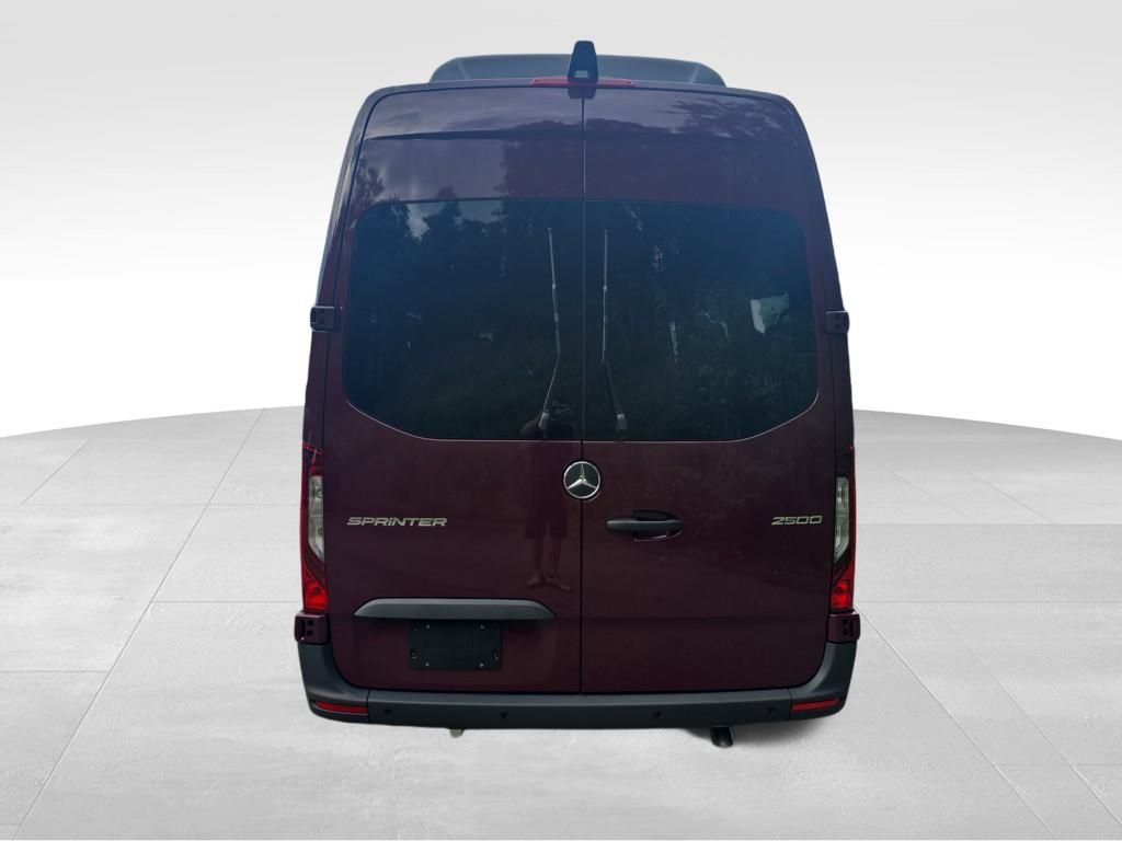 2025 Mercedes-Benz Sprinter 2500 Passenger 170 WB - 3