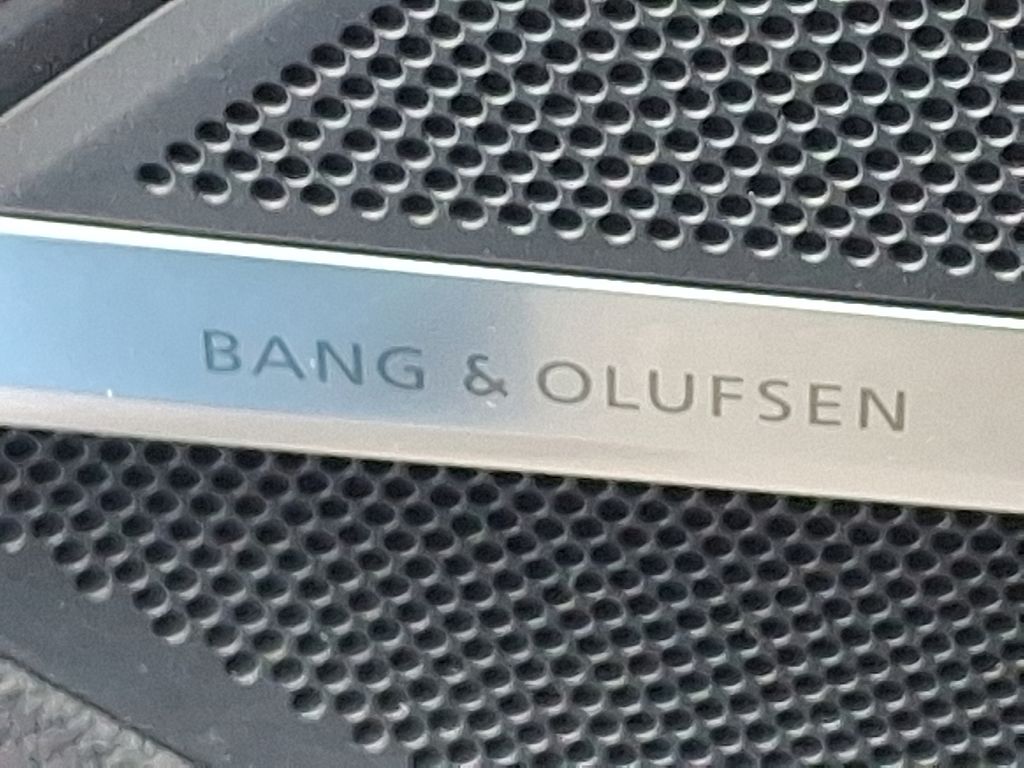 Thumbnail: 2022 Audi S8 - 26