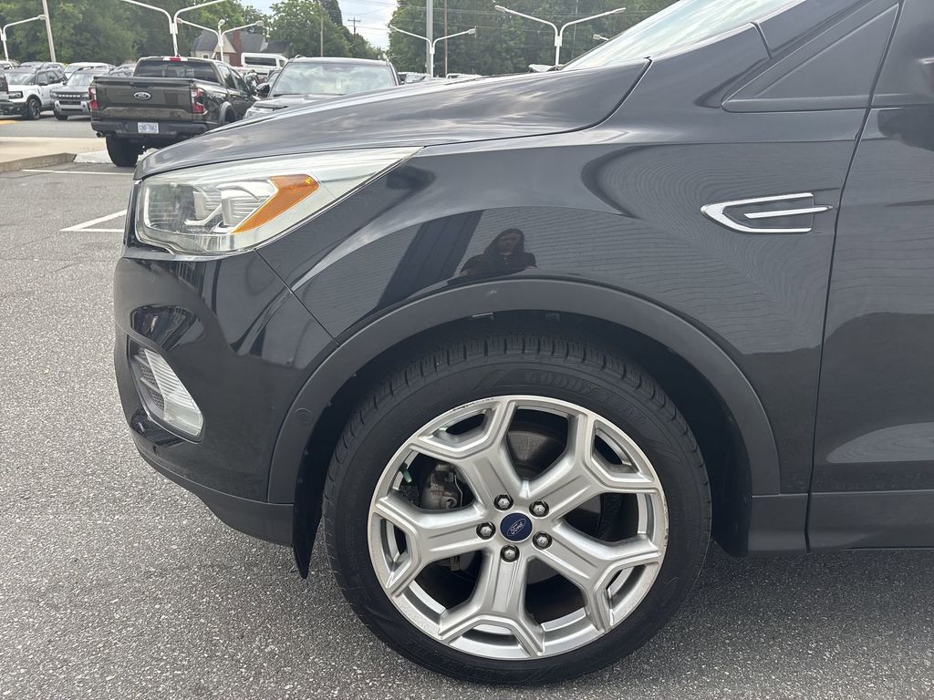 Used 2018 Shadow Black Ford Titanium image 19