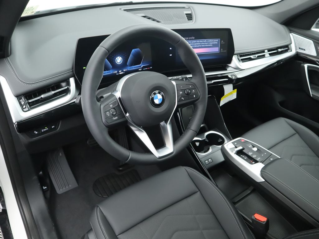 Thumbnail: 2025 BMW X1 - 9