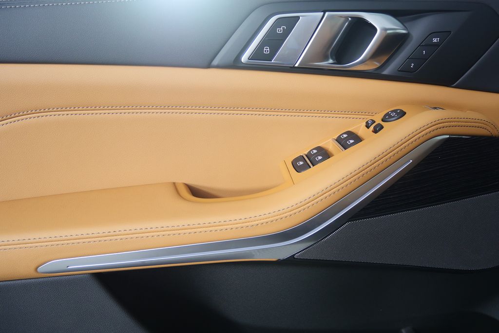 Thumbnail: 2026 BMW X5 - 9