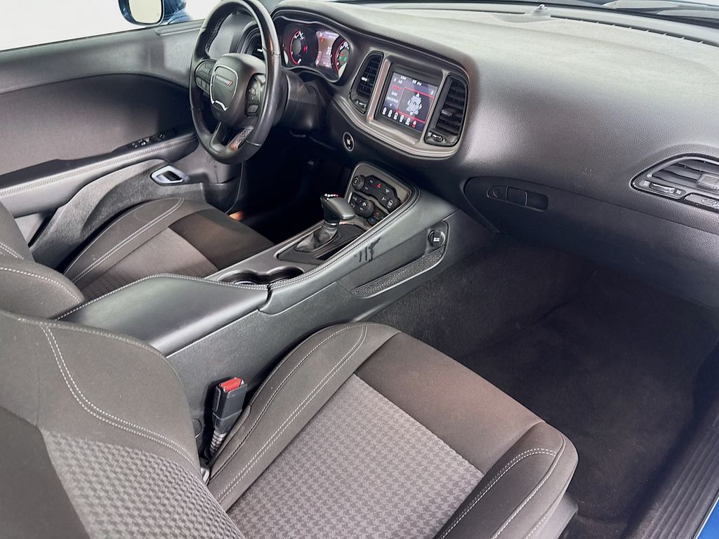 Used Car 2023 Dodge Challenger  Sxt For Sale Under $25,000 In San Antonio, Texas