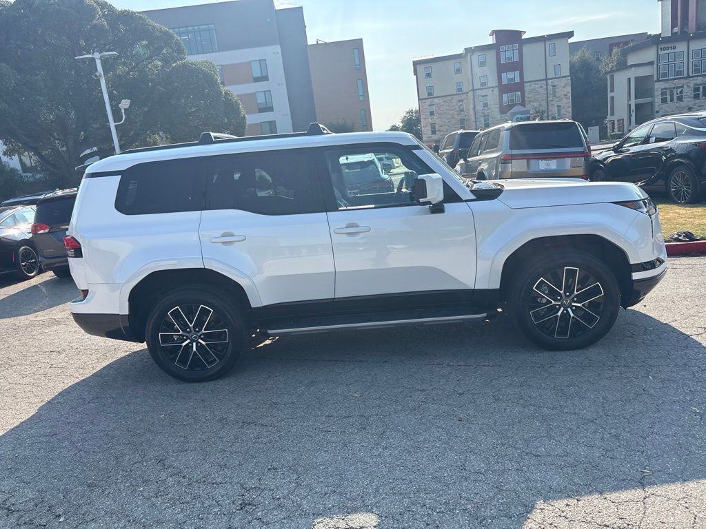 Thumbnail: 2025 Lexus GX - 6