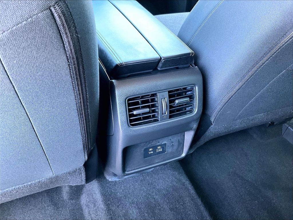 2023 Nissan Rogue — photo 28