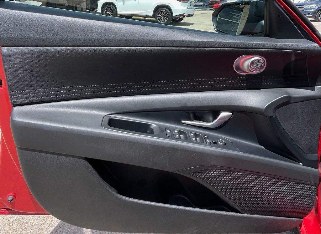 2022 Hyundai Elantra SE Red at DeMontrond Auto Country