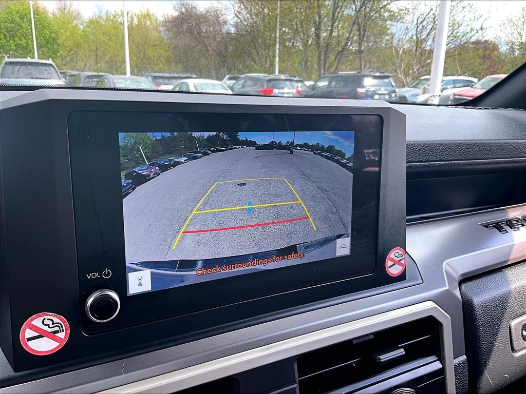 2024 Toyota Tacoma — photo 19