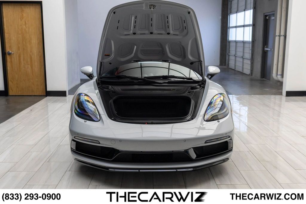 2023 Porsche 718 Cayman