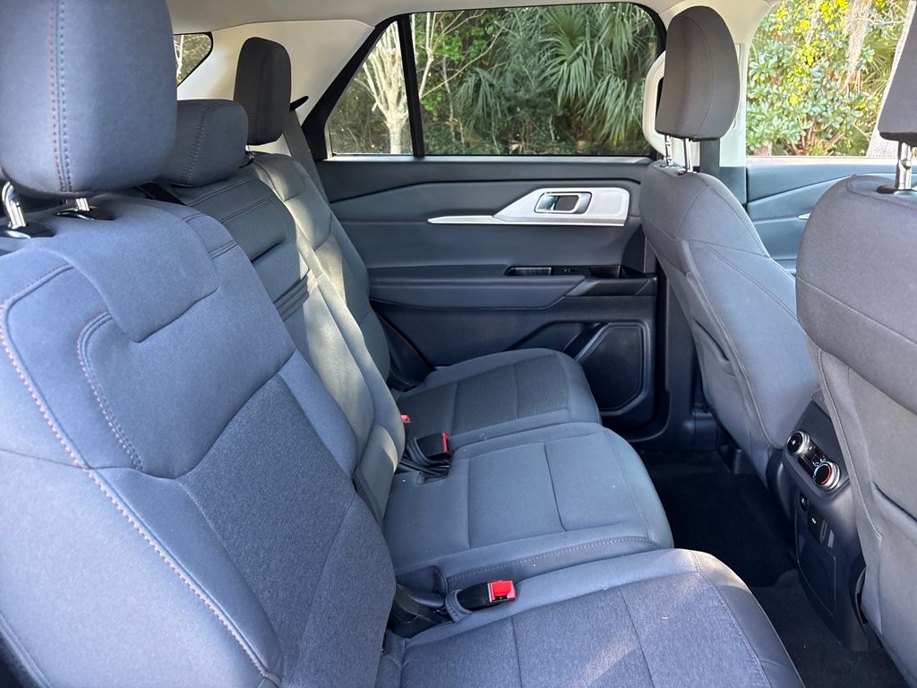 Certified Used 2025 Gray Ford Active image 52