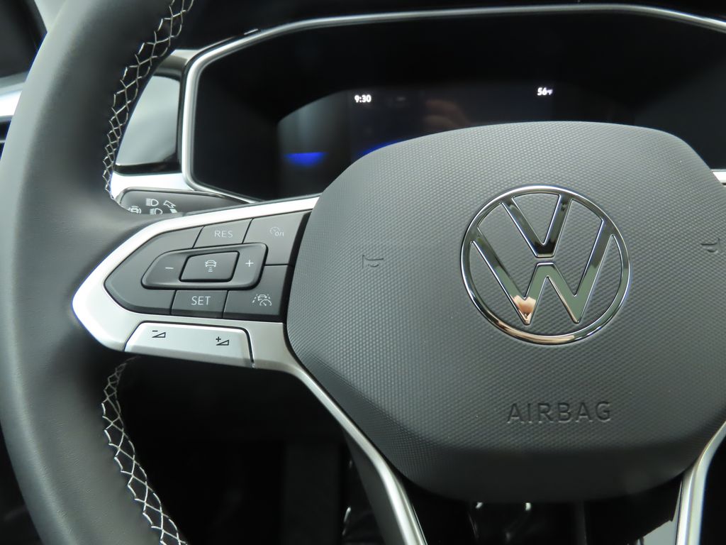 Thumbnail: 2026 Volkswagen Taos - 11