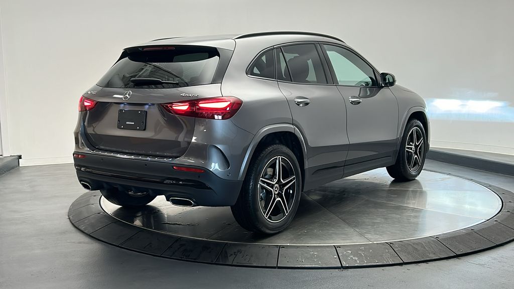 2025 Mercedes-Benz GLA 250 4MATIC 7