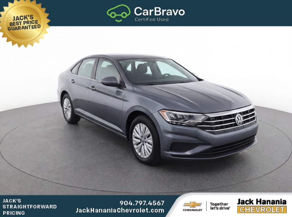 Platinum Gray Metallic 2020 Volkswagen Jetta Sedan Front-Wheel Drive 8-Speed Automatic