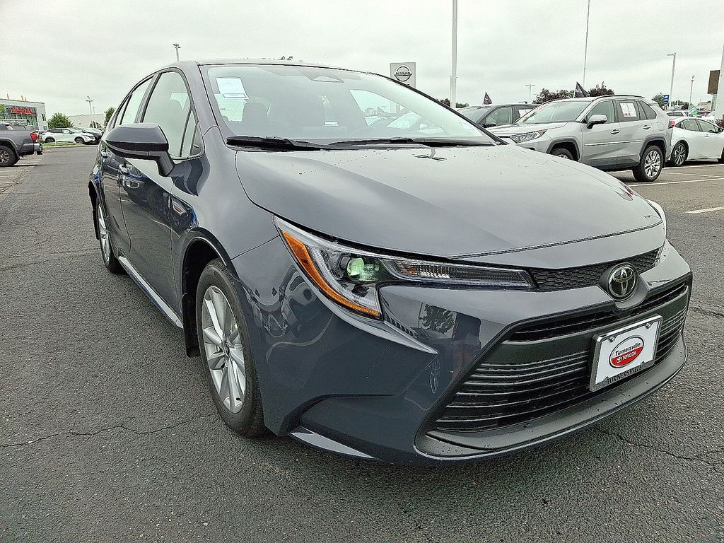 Thumbnail: 2025 Toyota Corolla - 1