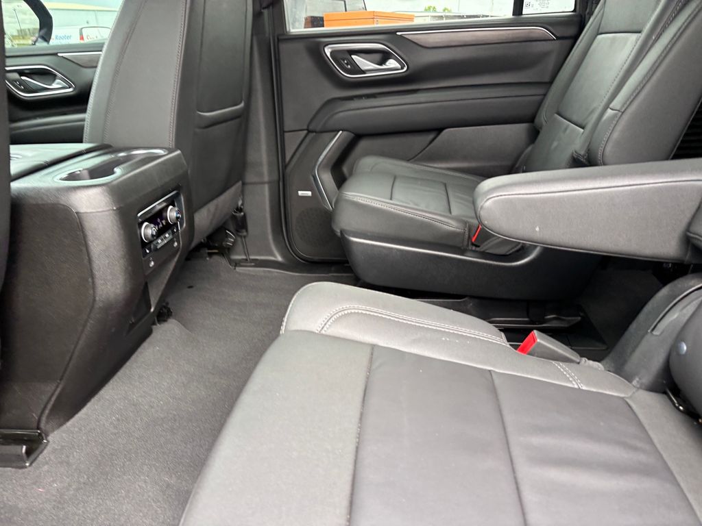 Used Car 2024 Chevrolet Suburban  Z71 For Sale Under $70,000 In Austin, Texas