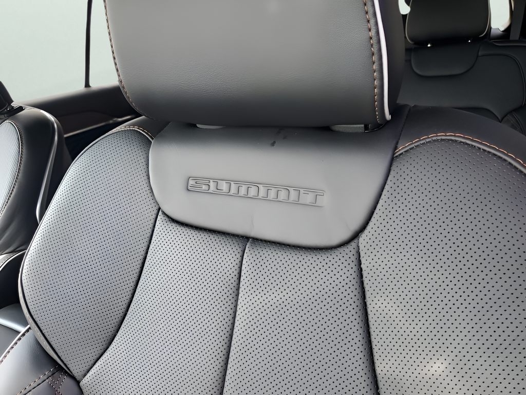 New Car 2025 Jeep Grand Cherokee L  Summit For Sale Under $70,000 In Austin, Texas