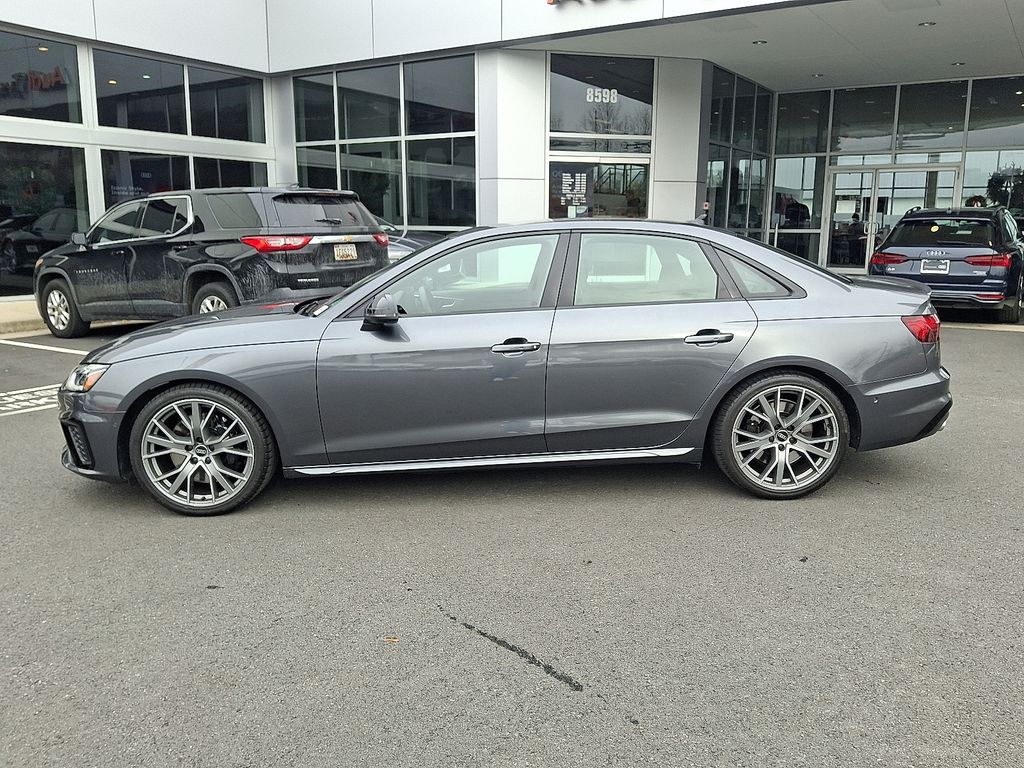 Thumbnail: 2022 Audi S4 - 7