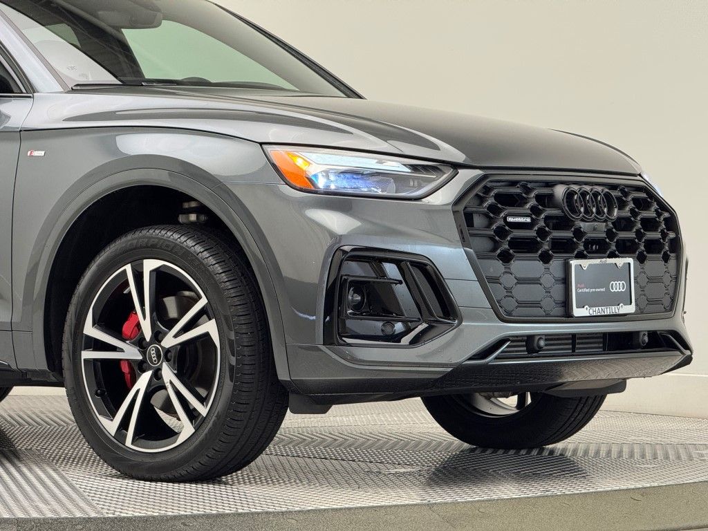 Thumbnail: 2025 Audi Q5 - 2