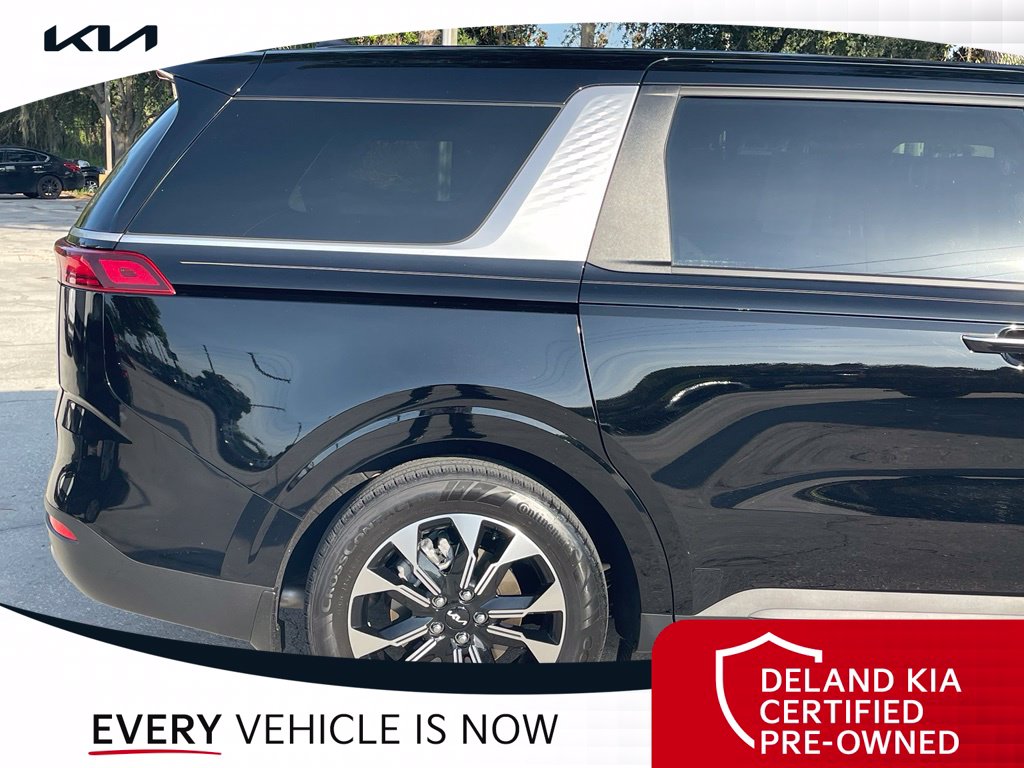 Used 2024 Kia Carnival Van