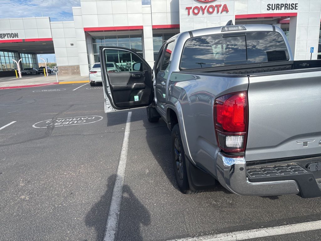 Thumbnail: 2021 Toyota Tacoma - 7