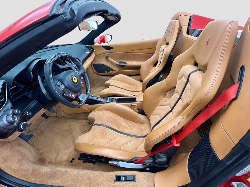 Thumbnail: 2019 Ferrari 488 - 26