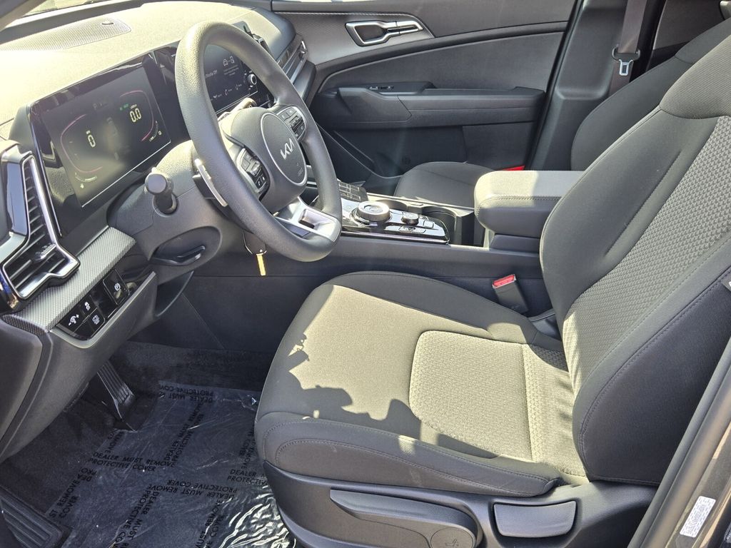 2025 Kia Sportage - $23,999