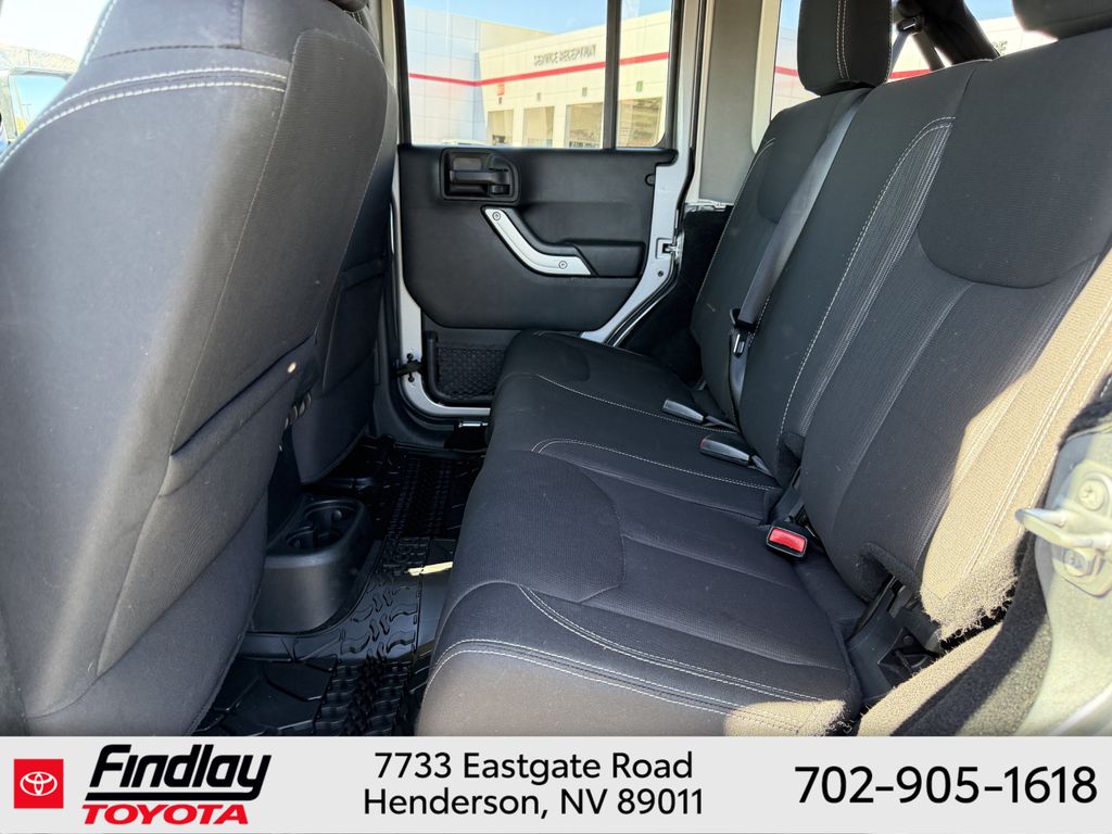Used 2017 Jeep Wrangler SUV