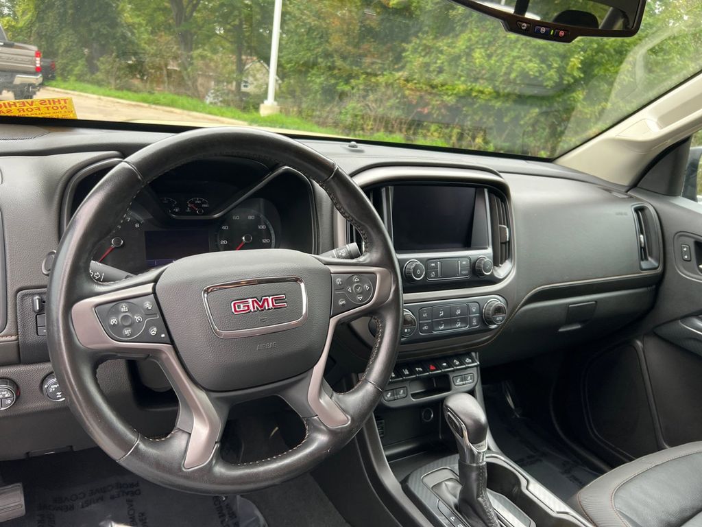 2022 GMC Canyon AT4 w/Leather 14